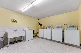 2610 Garfield Ave, Minneapolis, MN 55408 - Photo 18