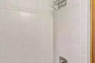 383 Grand Ave, Saint Paul, MN 55102 - Photo 22