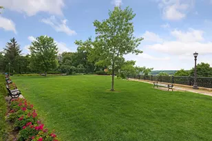 383 Grand Ave, Saint Paul, MN 55102 - Photo 32