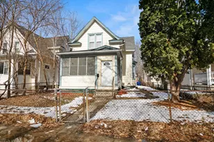 745 Fuller Ave, Saint Paul, MN 55104 - Photo 1