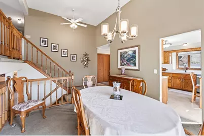 3510 Gershwin Avenue N, Oakdale, MN 55128 - Photo 8