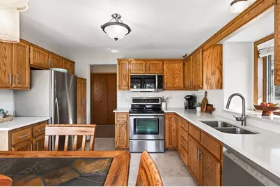 3510 Gershwin Avenue N, Oakdale, MN 55128 - Photo 12