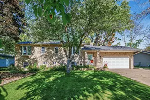 2701 107th Ave NW, Coon Rapids, MN 55433 - Photo 2