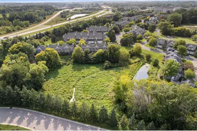 420 Monk Court, Chanhassen, MN 55317 - Photo 4