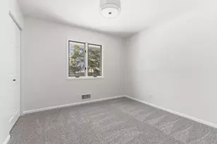 2575 Aladdin St, Roseville, MN 55113 - Photo 52