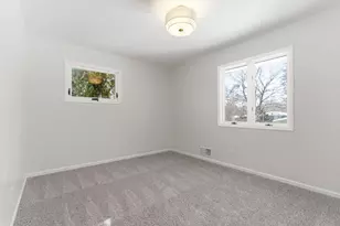 2575 Aladdin St, Roseville, MN 55113 - Photo 50