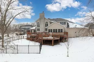 26335 Peach Cir, Excelsior, MN 55331 - Photo 54