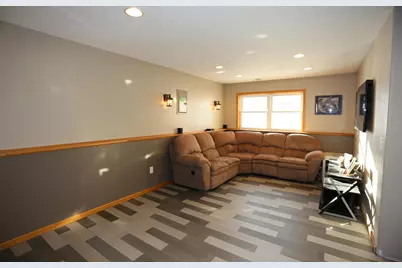 710 Isanti Parkway NW, Isanti, MN 55040 - Photo 18