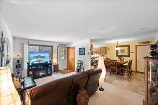 13154 90th Pl N, Maple Grove, MN 55369 - Photo 2