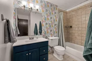 250 Cambria Ct, Woodbury, MN 55125 - Photo 18