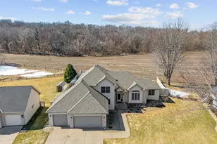 1393 Jefferson St, Hastings, MN 55033 - Photo 2