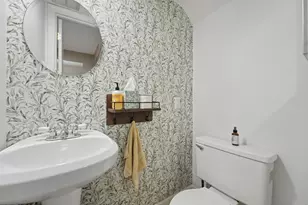 2437 Unity Ave N, Golden Valley, MN 55422 - Photo 10