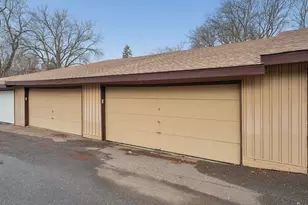 2437 Unity Ave N, Golden Valley, MN 55422 - Photo 20