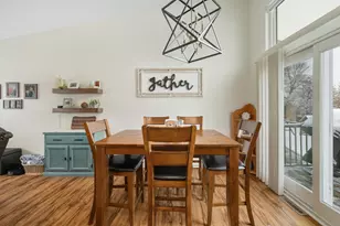 2814 Village Green Dr, Moorhead, MN 56560 - Photo 8