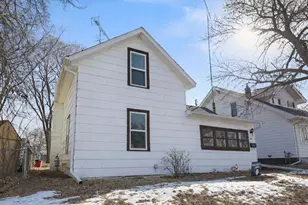 424 23rd Ave N, Saint Cloud, MN 56303 - Photo 1