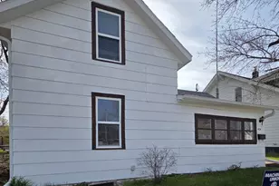 424 23rd Ave N, Saint Cloud, MN 56303 - Photo 1