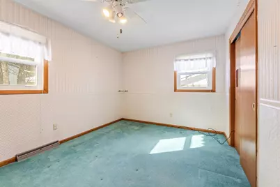 410 Anderson Street W, Houston, MN 55943 - Photo 12