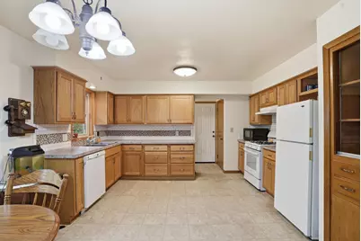 821 Elm Street W, Norwood Young America, MN 55368 - Photo 6
