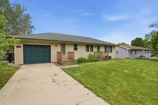 821 Elm St W, Norwood Young America, MN 55368 - Photo 32