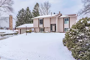 110912 Von Hertzen Cir, Chaska, MN 55318 - Photo 4