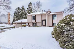 110912 Von Hertzen Cir, Chaska, MN 55318 - Photo 4