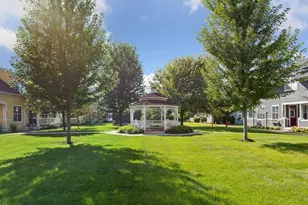 1612 Summit Hill, Eagan, MN 55122 - Photo 34