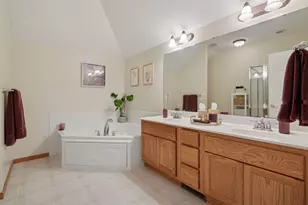 1612 Summit Hill, Eagan, MN 55122 - Photo 18