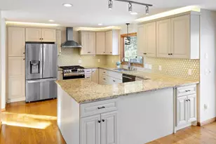 6868 Stonewood Ct, Eden Prairie, MN 55346 - Photo 26