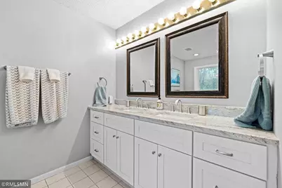 6868 Stonewood Court, Eden Prairie, MN 55346 - Photo 14