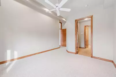 555 Oak Ridge Place #360, Hopkins, MN 55305 - Photo 18