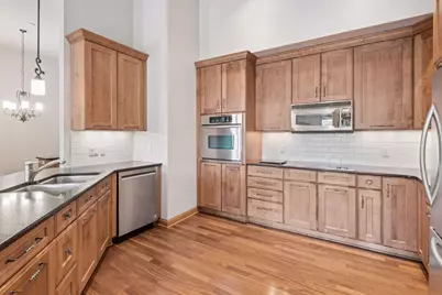 555 Oak Ridge Place #360, Hopkins, MN 55305 - Photo 12