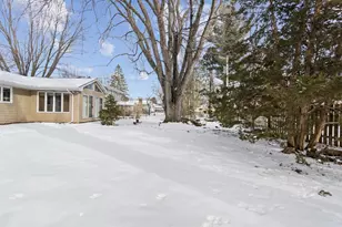 6065 Oakwood Rd, Woodbury, MN 55125 - Photo 16