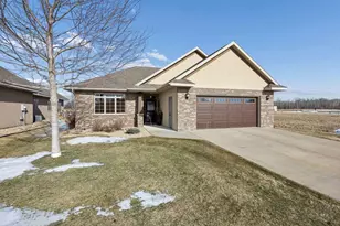 4361 30th St S, Saint Cloud, MN 56301 - Photo 2