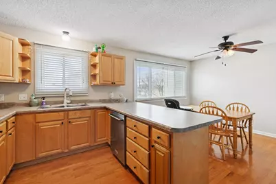 708 Heritage Way, Farmington, MN 55024 - Photo 2