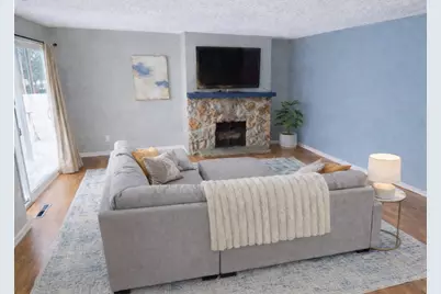 708 Heritage Way, Farmington, MN 55024 - Photo 2