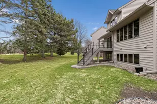 7438 Cahill Rd, Edina, MN 55439 - Photo 46