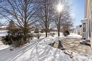 481 Meadowood Ln, Burnsville, MN 55337 - Photo 46