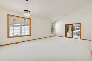 481 Meadowood Ln, Burnsville, MN 55337 - Photo 8