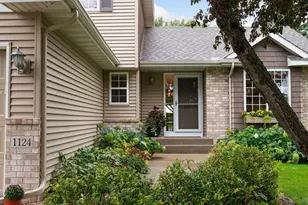 1124 Pond Curv, Waconia, MN 55387 - Photo 18