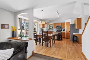 1124 Pond Curv, Waconia, MN 55387 - Photo 34