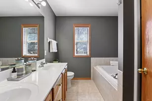 1124 Pond Curv, Waconia, MN 55387 - Photo 50