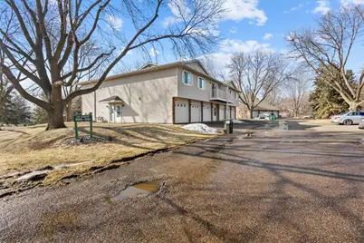 975 Pondview Court, Vadnais Heights, MN 55127 - Photo 22