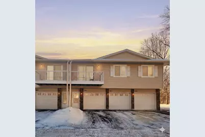 975 Pondview Court, Vadnais Heights, MN 55127 - Photo 1