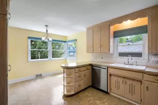 5041 Richmond Dr, Edina, MN 55436 - Photo 22