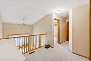 319 Wilderness Dr, Chaska, MN 55318 - Photo 10