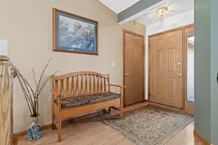 7109 Upper 36th St N, Oakdale, MN 55128 - Photo 8