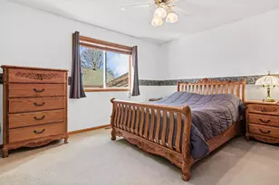 7109 Upper 36th St N, Oakdale, MN 55128 - Photo 26