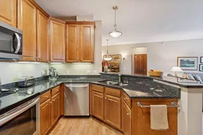 5225 Grandview Square #313, Edina, MN 55436 - Photo 16