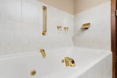 400 17th Street SW, Austin, MN 55912 - Photo 38