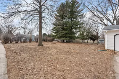 400 17th Street SW, Austin, MN 55912 - Photo 18